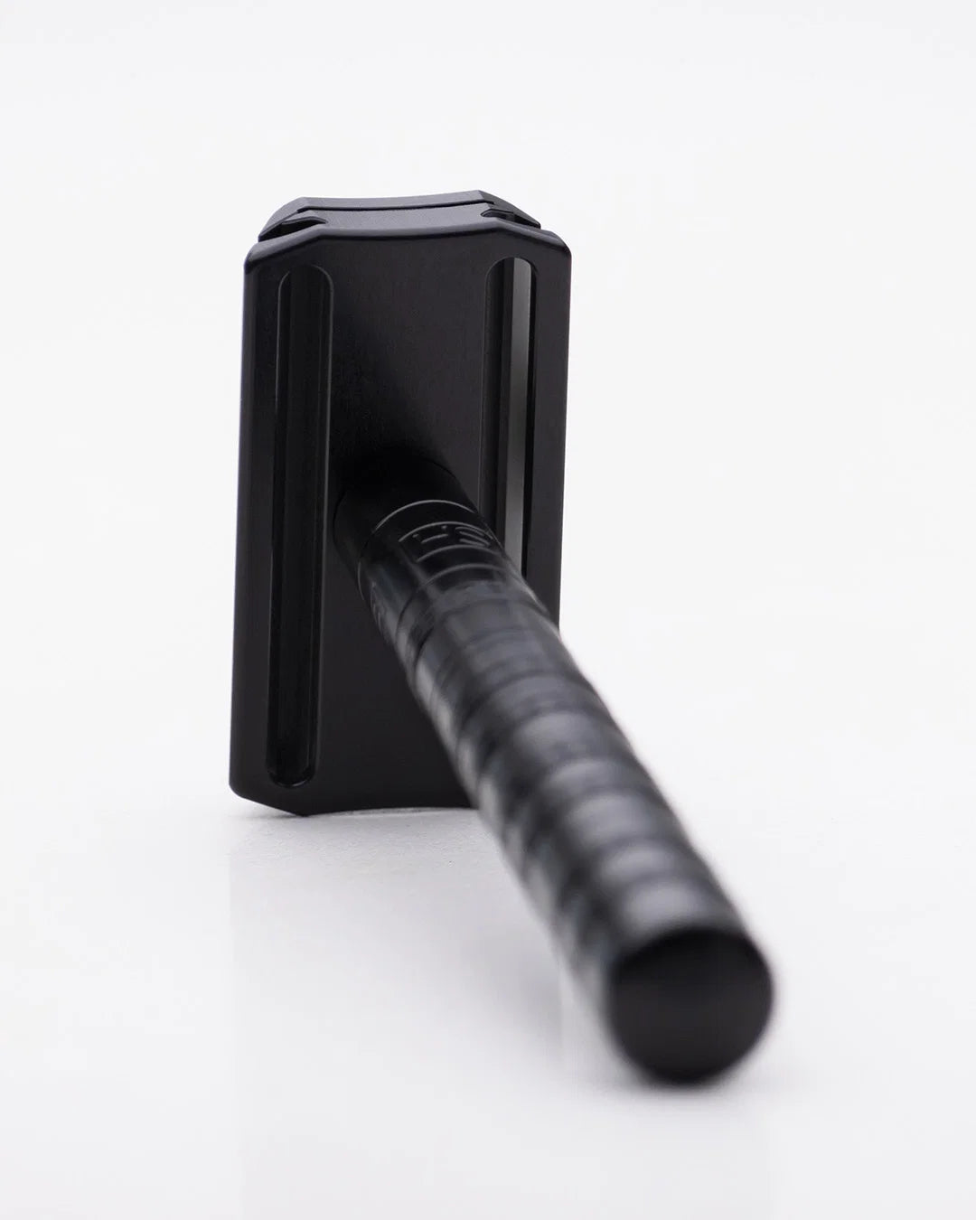 Henson AL13 in Jet Black